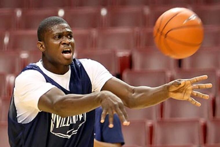 Villanova coach Jay Wright is expecting big things from sophomore center Mouphtaou Yarou. (Steven M. Falk/Staff Photographer)