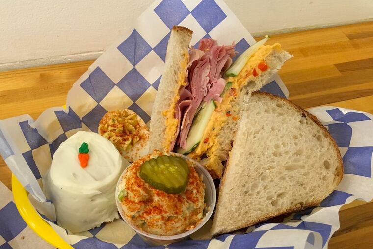 Box lunch at Dixie Picnic.