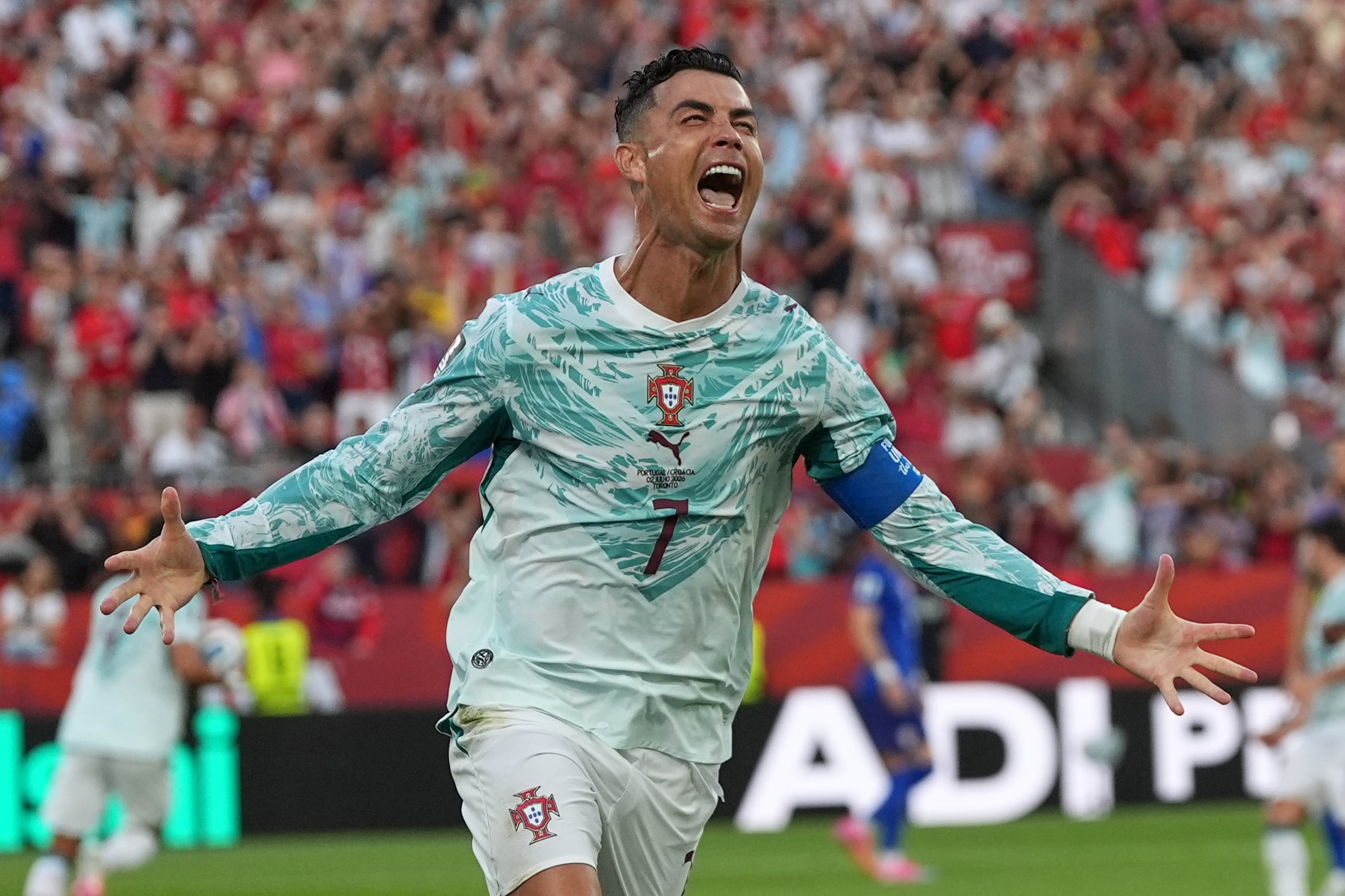 Ramos, Ronaldo score as Portugal rallies to beat Croatia 2-1 and advance to round of 16