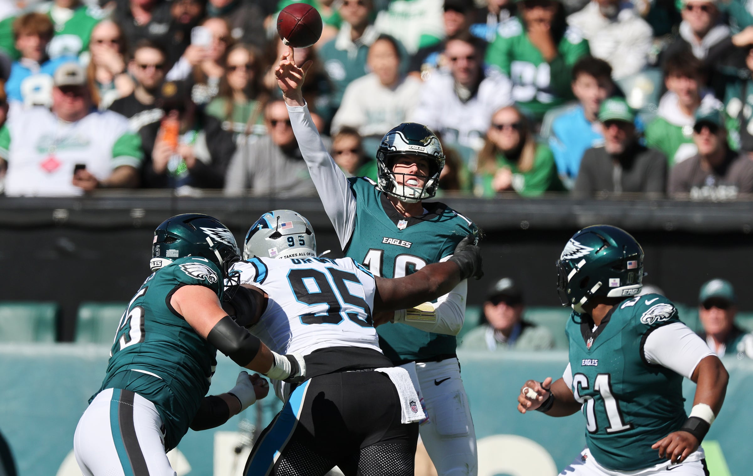 Eagles grades vs. Panthers: Offense remains disjointed, run defense and special teams struggle in 25-14 loss