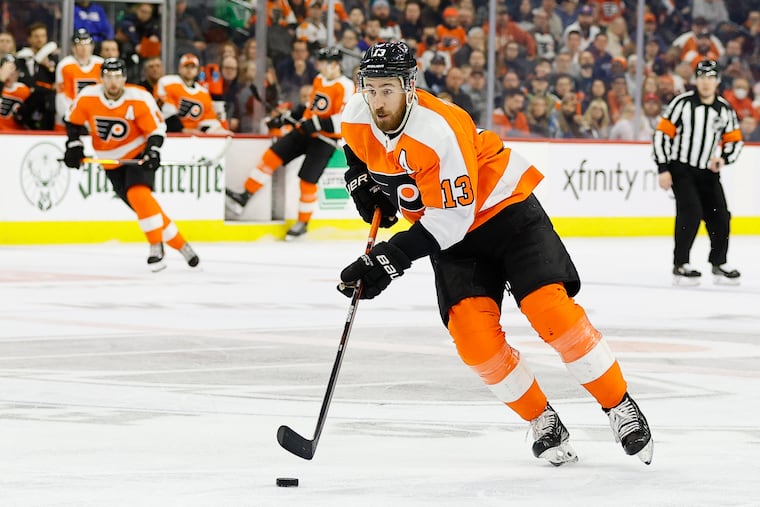 Flyers center Kevin Hayes skates with the puck against the New York Islanders on Sunday, March 20, 2022 in Philadelphia.
