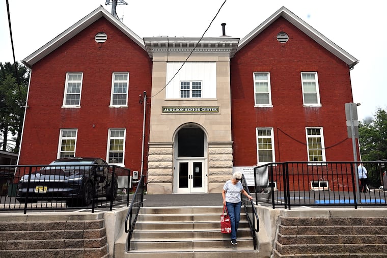 Audubon has opened its new history museum. Here’s what you’ll find there, from a New Century Theater seat to ‘Mudubon’ photos. Audubon has opened its new history museum. Here’s what you’ll find there, from a New Century Theater seat to ‘Mudubon’ photos.