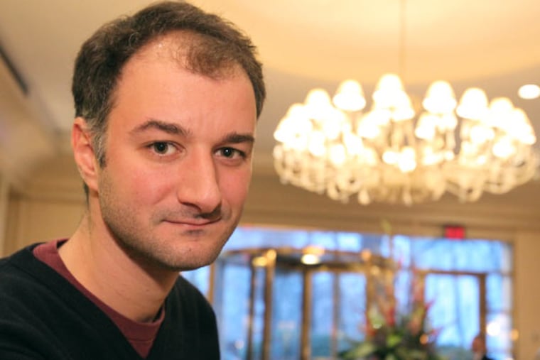 Rocco Palmo, who runs the Catholic insider blog “Whispers in the Loggia,” says the process of naming a new pope isn’t pretty. He considered going to the Vatican but found it too expensive. CHARLES FOX / Staff Photographer