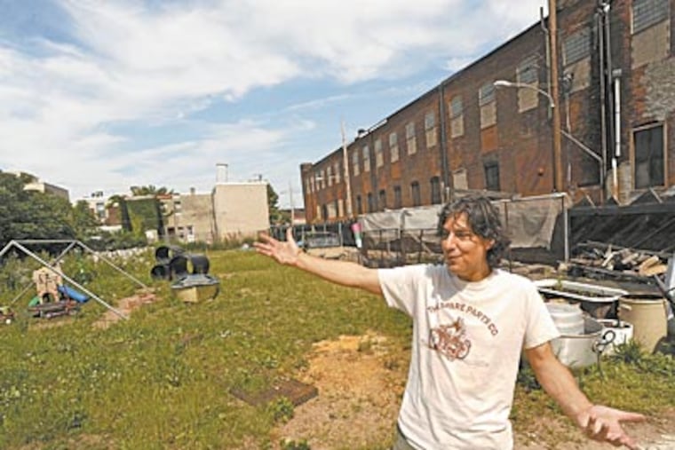 Andrew Jevremovic and River Algiers Trappler’s cheap deal to rehab a Point Breeze block turned into an expensive ordeal. (Clem Murray / Staff Photographer)