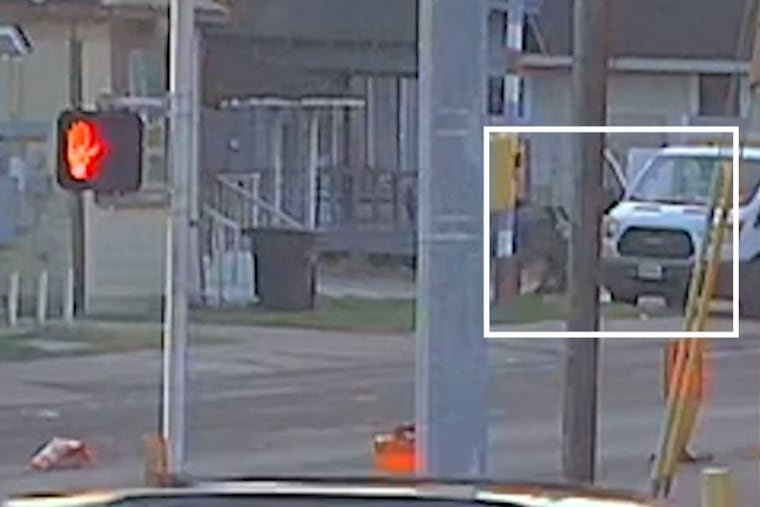 What videos show about ICE’s pursuit of immigrant’s van before Houston shooting What videos show about ICE’s pursuit of immigrant’s van before Houston shooting