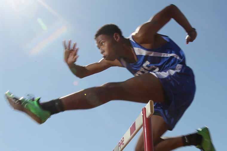 Mawusimensah Mears' father filed a federal lawsuit against his child's school for kicking the kid off the track team. (MICHAEL BRYANT / Staff Photographer )