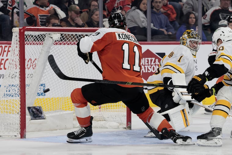 Travis Konecny scores the Flyers first goal in the third period against the Bruins at Xfinity Mobile Arena on Saturday.