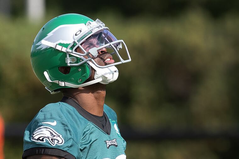 Eagles’ Julio Jones practiced on Oct. 19 at the NovaCare Complex.