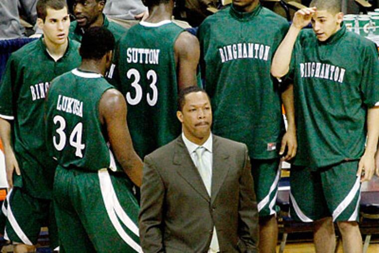 Mark Macon spent 4 years at Binghamton and compiled a 24-68 record in three seasons as head coach. (Keith Srakokic/AP file photo)