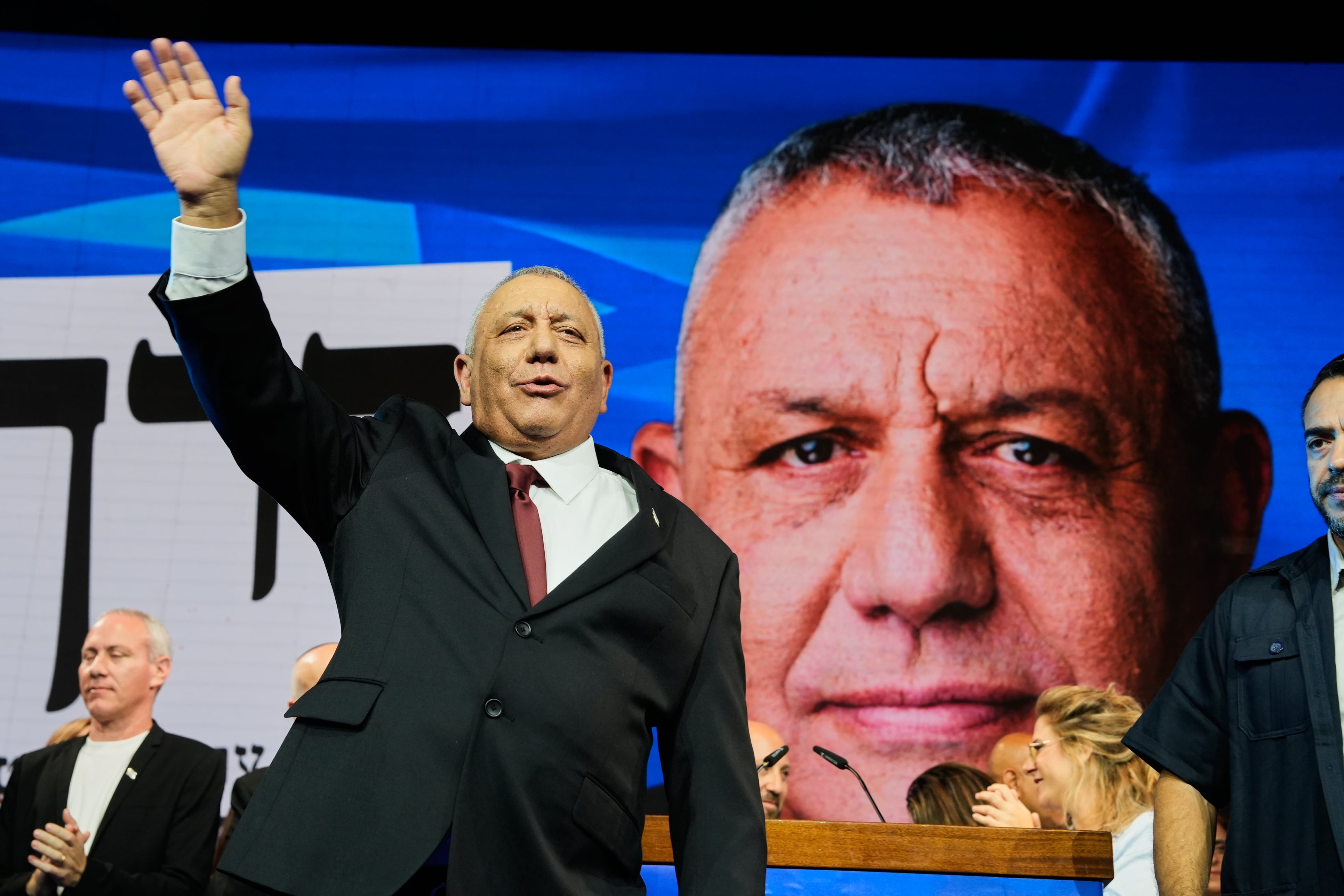 Who is Gadi Eisenkot, the man with the best chance to oust Netanyahu?