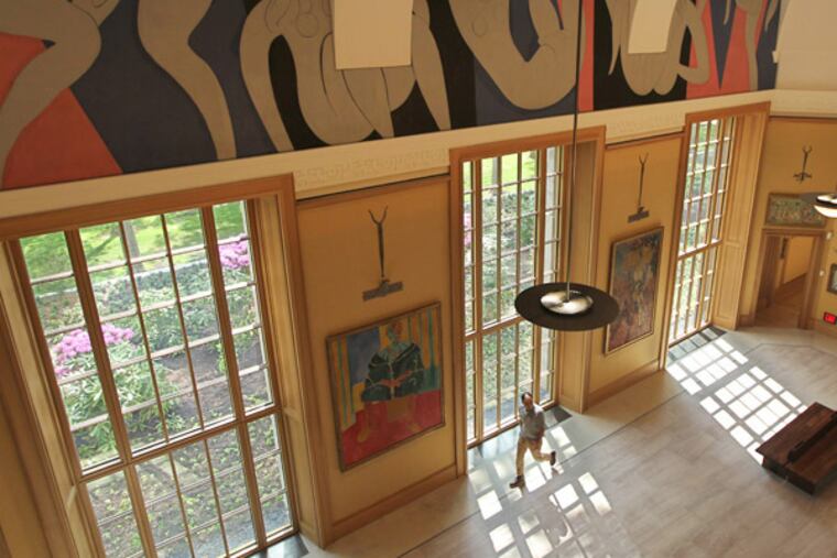 Afternoon sun streams into the Barnes Foundation's former home in Lower Merion. (Michael Bryant / Staff Photographer)