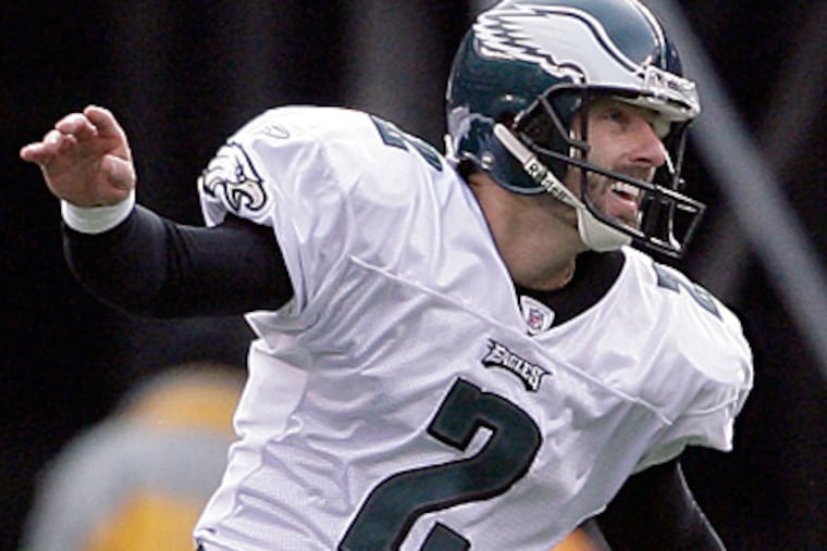 David Akers' future with the Eagles is up in the air. (Yong Kim/Staff file photo)
