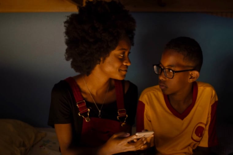 Camilla Damiao and Cicero Lucas in "Mars One."