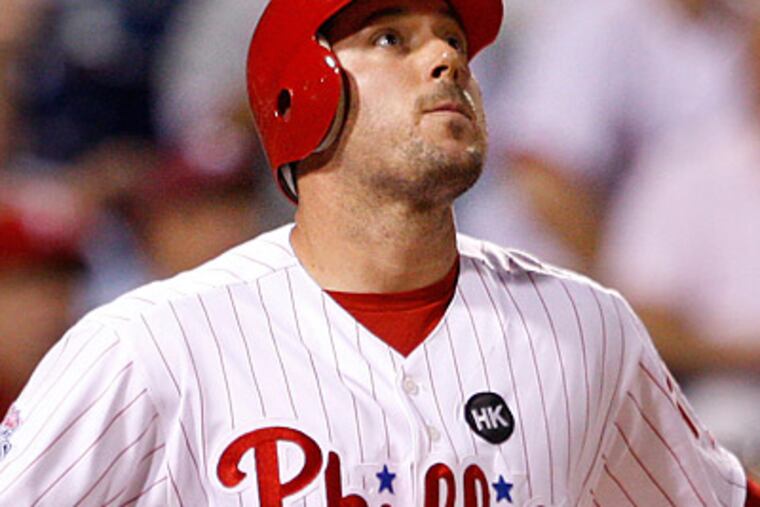The Phillies shook up their roster by designating Greg Dobbs for assignment. (Ron Cortes/Staff file photo)