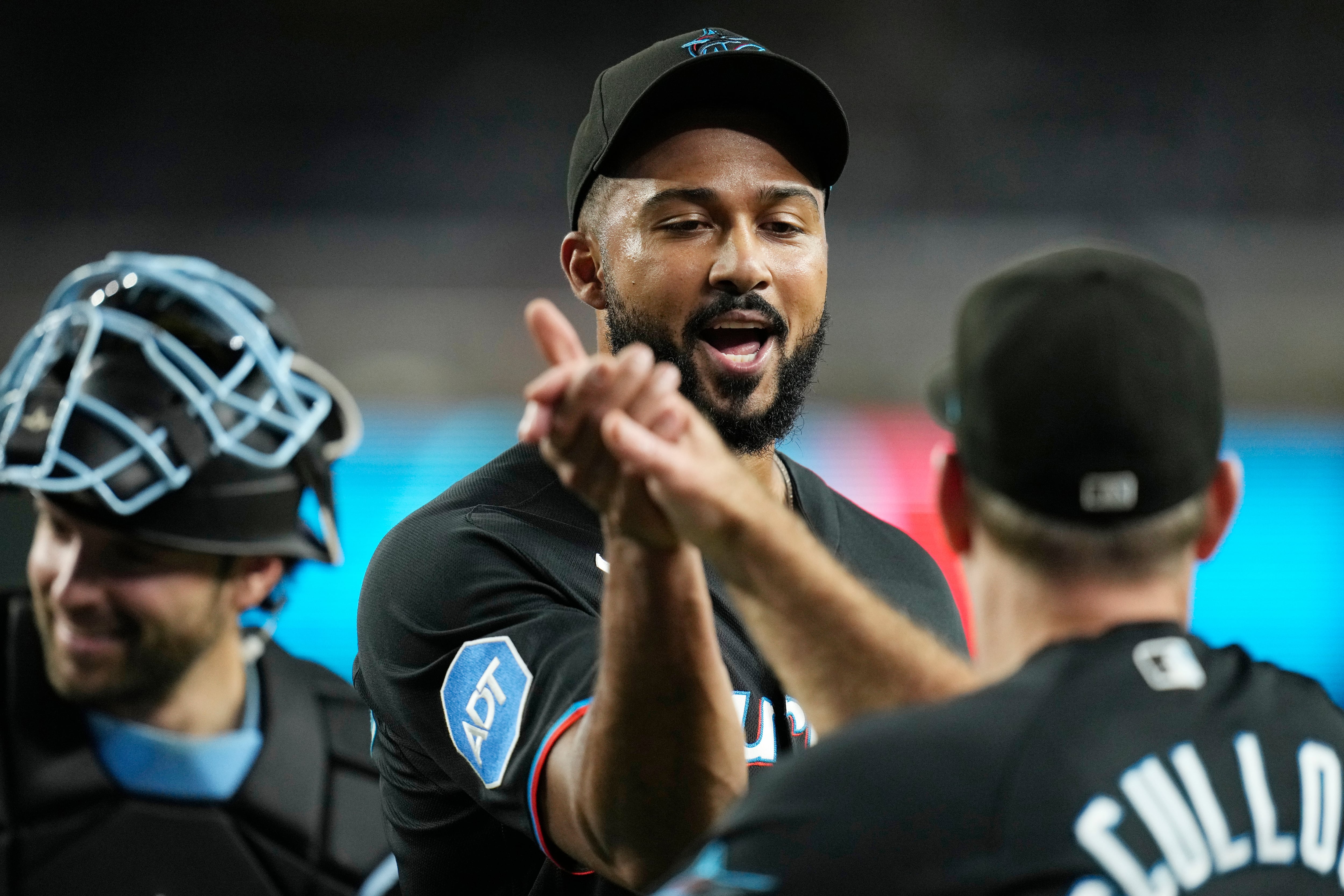 Sandy Alcantara comes out of the bullpen on 1 day of rest and earns 1st career save for Marlins