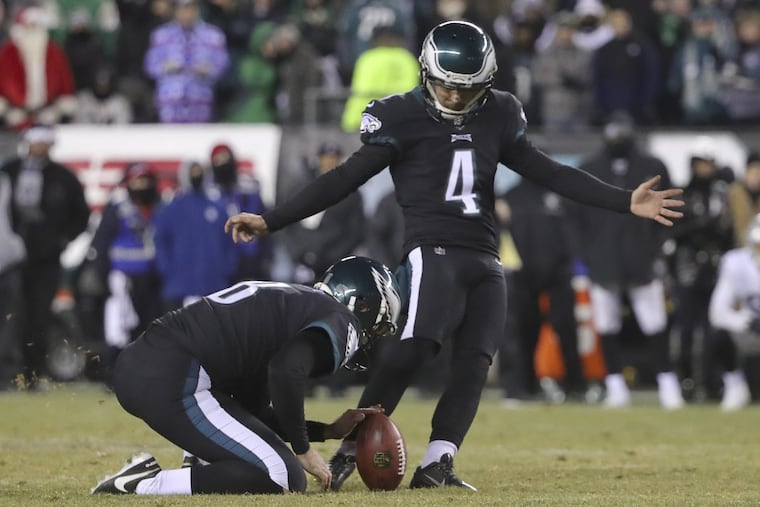Eagles kicker Jake Elliott kicks a fourth-quarter 21-yard field goal against the Oakland Raiders on Monday, December 25, 2017 in Philadelphia. DAVID MAIALETTI / Staff Photographer