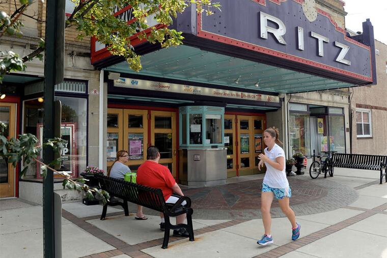 The Ritz Theatre, on the Haddon Township side of White Horse Pike, has become a major regional live-theater venue, and is popular among Oaklyn residents.