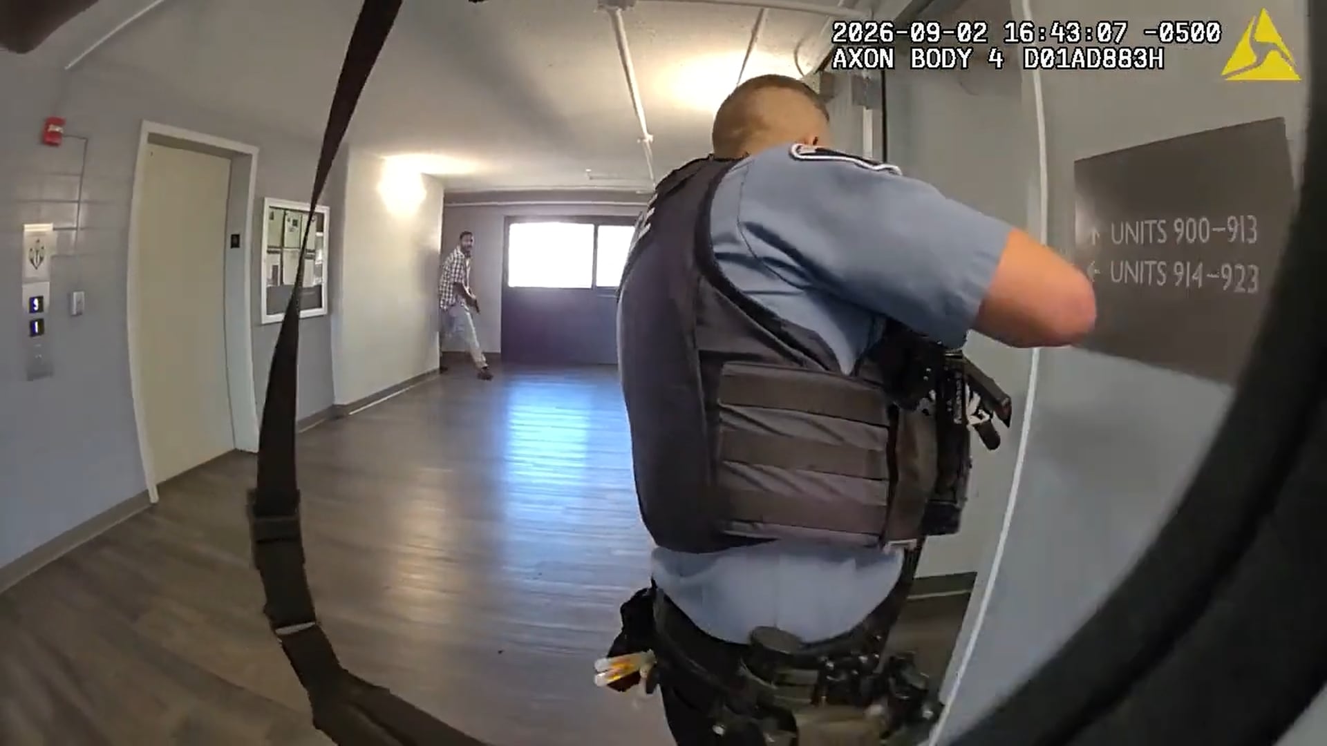 Dramatic videos capture the moment 2 officers were wounded in a deadly Minneapolis shooting