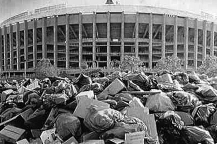 The last thing anyone wants is garbage piled outside a landmark, like in 1986. But labor laws prohibit a public employer from implementing new contract terms when it reaches an impasse.