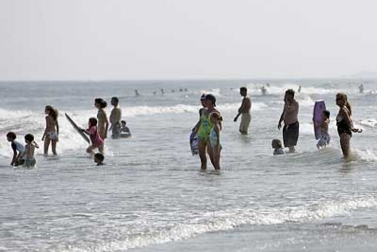 The beach in Avalon, NJ is one of eight beaches where medical waste has been found since August 23. (Michael Perez / Inqurer)
