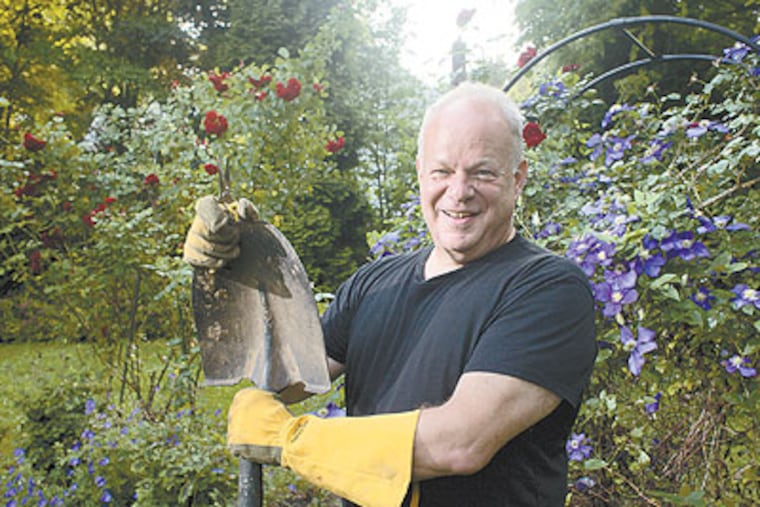 Martin Seligman, a Penn psychologist, helped redefine psychology, first with the concept of learned helplessness and then with positive psychology. His epiphany: that psychologists should study not only what makes people mentally ill but what makes some people happier than average. (Ed Hille / Staff Photographer)