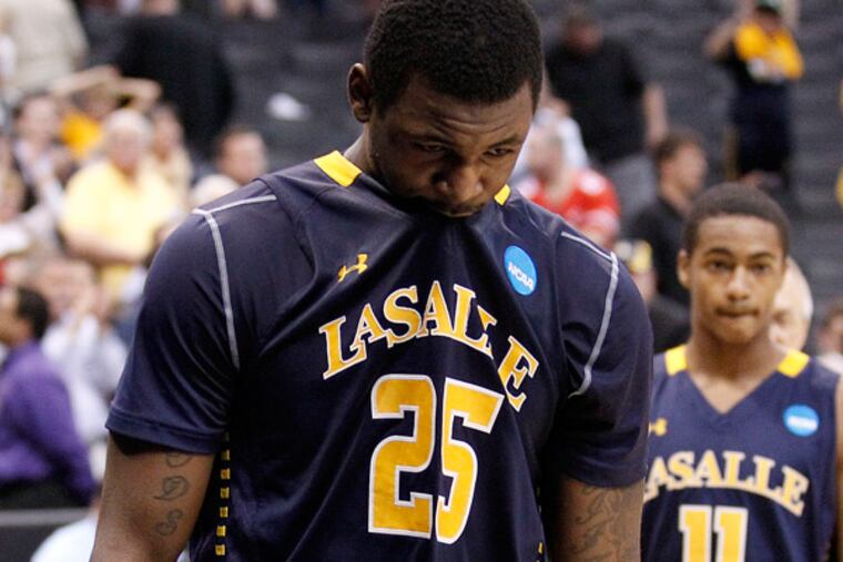 La Salle's Jerrell Wright leaves the court after losing to Wichita State in the Sweet 16. (Yong Kim/Staff Photographer)