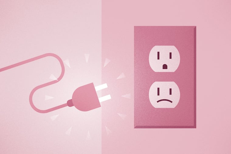 We found that gratitude and relying on social media for meaningful conversations with friends went hand in hand. What gratitude did not predict was the total time on social media.