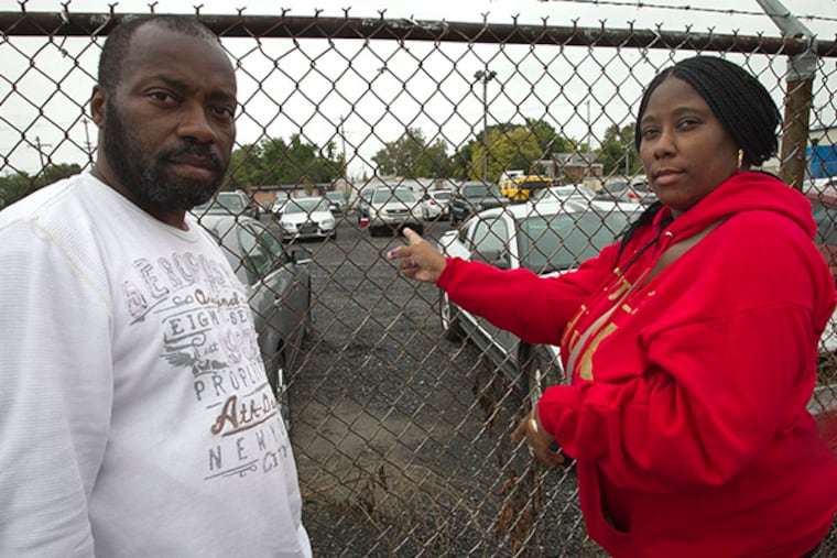 Wesley and Tanya Smith of Philadelphia had their 2007 Lexus RX300 repossessed. ( ALEJANDRO A. ALVAREZ / STAFF PHOTOGRAPHER )