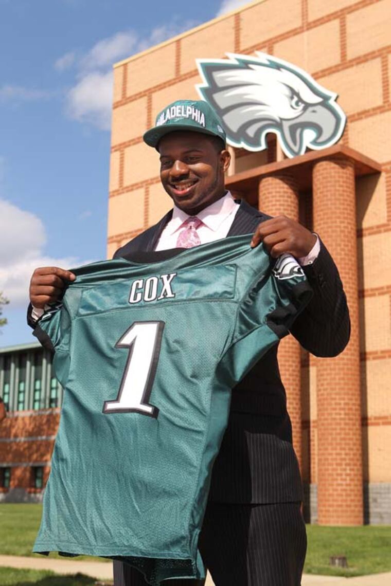 fletcher cox wearing lady dress Eagles draft DT African Expo