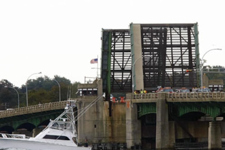 The Oceanic Bridge looking towards Rumson, N.J. ( Michael Sypniewski/Asbury Park Press )