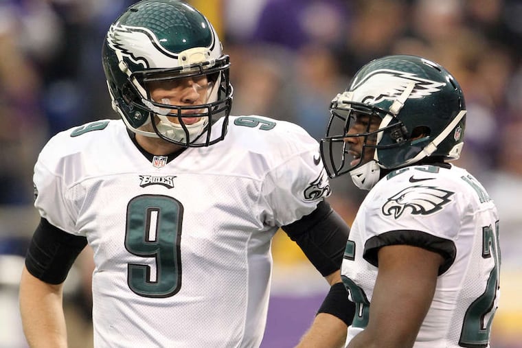 It will be up to Eagles quarterback Nick Foles (9) and halfback LeSean McCoy to hog-tie the Cowboys in Dallas on Sunday and bring the NFC East Division championship back to Philadelphia.