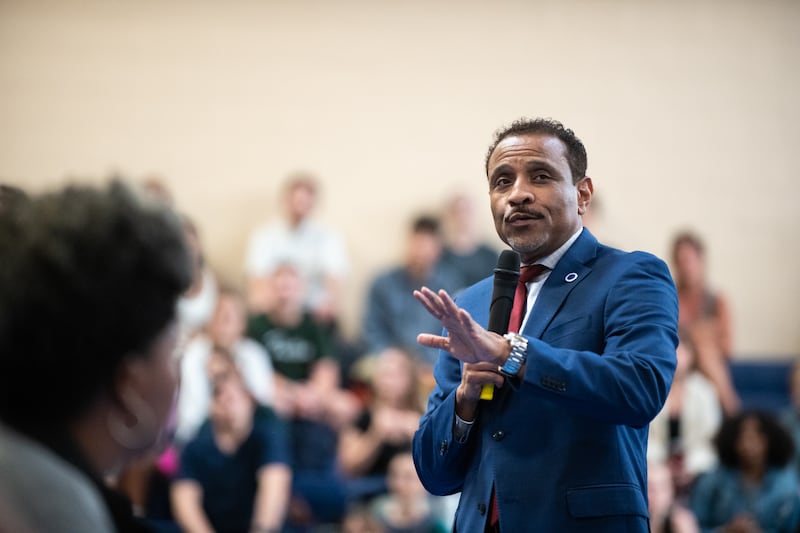 Philadelphia students' math and literature skills slip, but technical ...