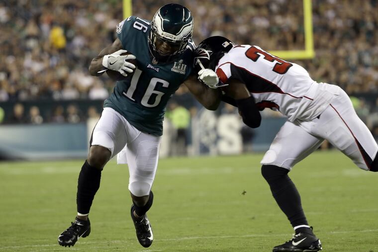DeAndre Carter makes his first NFL reception against Atlanta.
