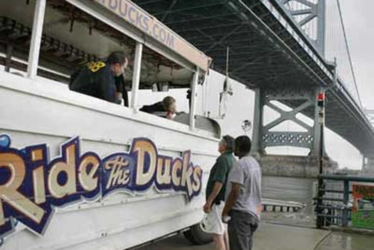 Investigators rode a Ride the Ducks vehicle around the city and to the Benjamin Franklin Bridge. (Elizabeth Robertson / Staff Photographer)
