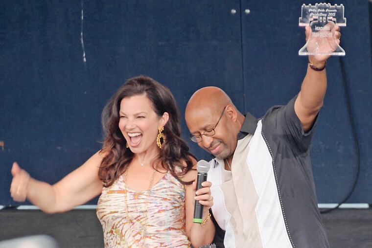 Fran Dresher and Mayor Nutter at Gay Pride Parade in Philly. ( HughE Dillon / Philly.com )