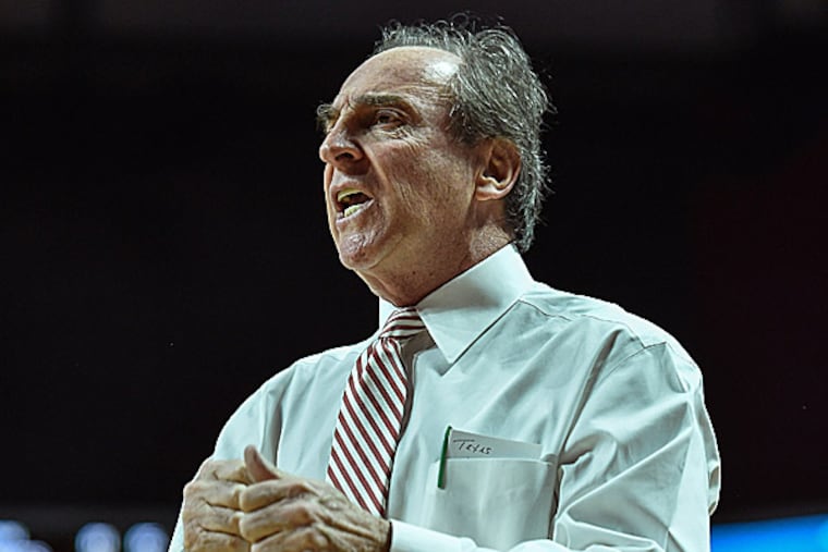 Temple head coach Fran Dunphy has 499 career wins. (John Geliebter/USA Today Sports)