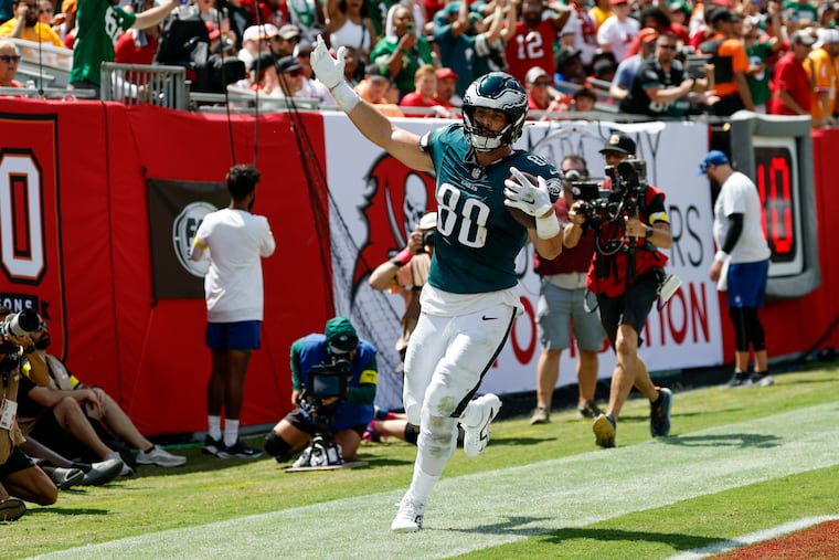 Eagles tight end Dallas Goedert celebrates after scoring his second touchdown against the Bucs on a 5-yard pass from Jalen Hurts.
