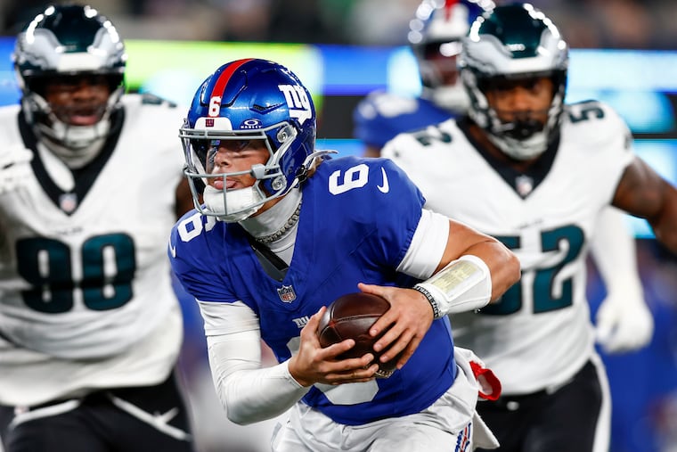Rookie quarterback Jaxson Dart led the Giants to a 34-17 victory over the Eagles in Week 6.