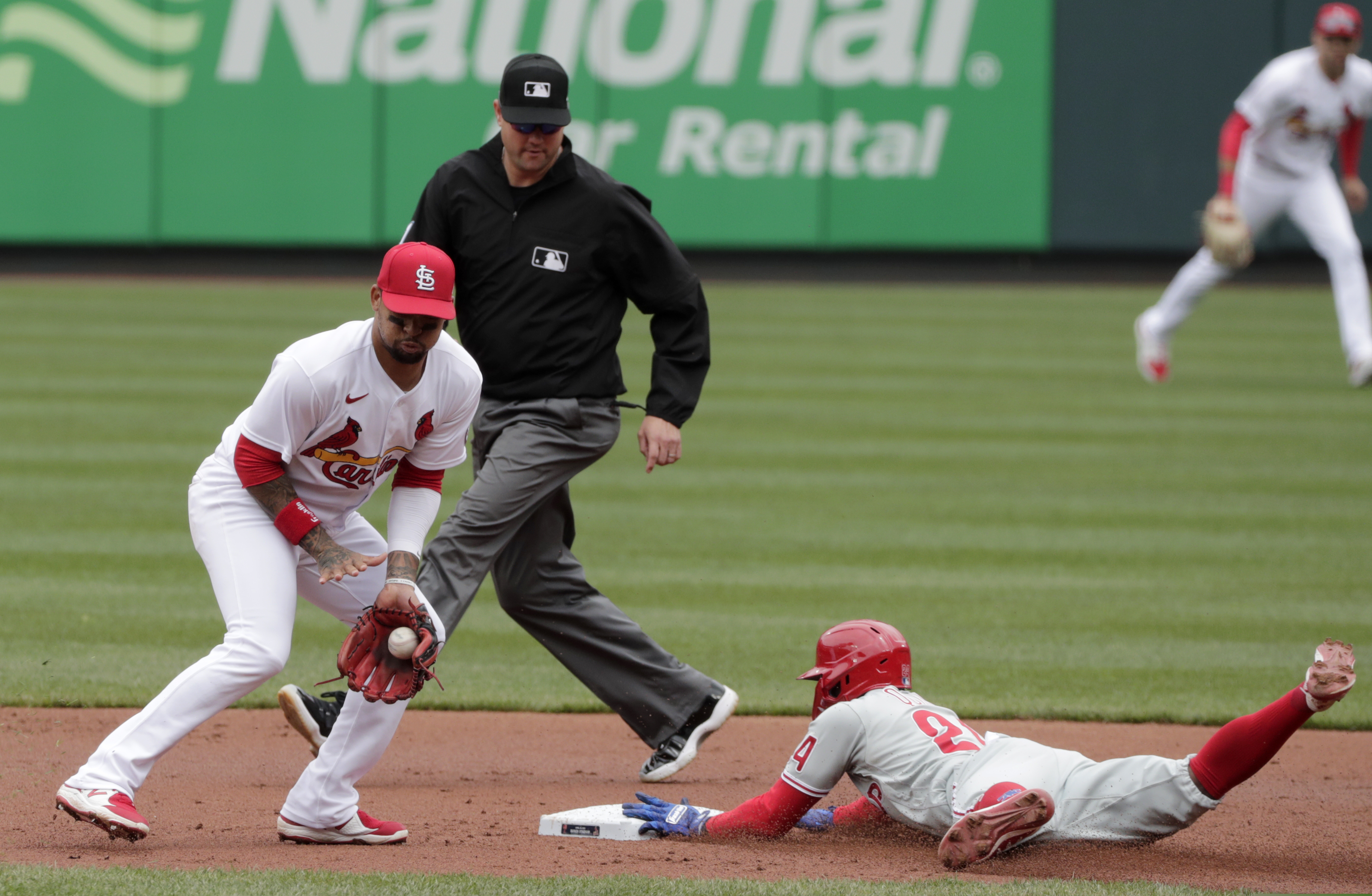 Phillies outfielder Roman Quinn steals second base in the second inning of Thursday's 3-2 loss to the Cardinals in St. Louis.
