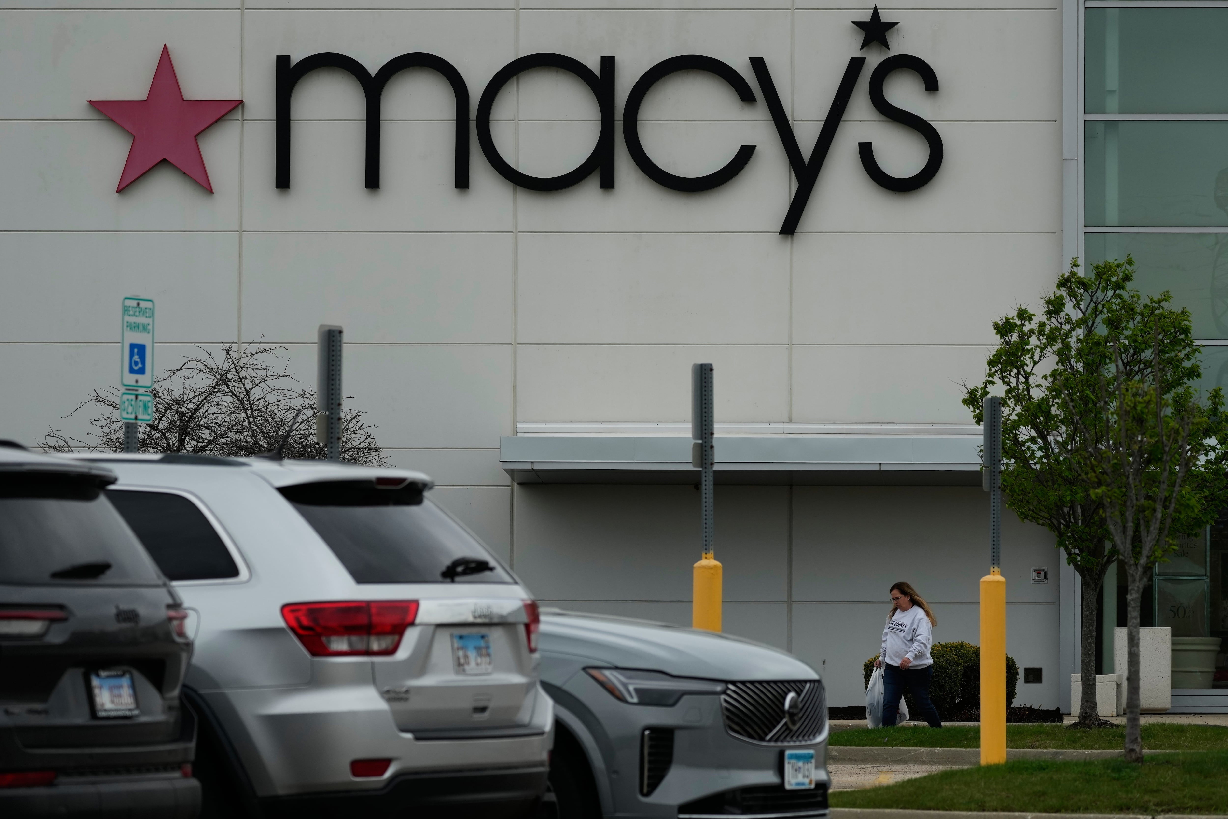 Macy's raises annual outlook after the fourth straight quarter of sales gains