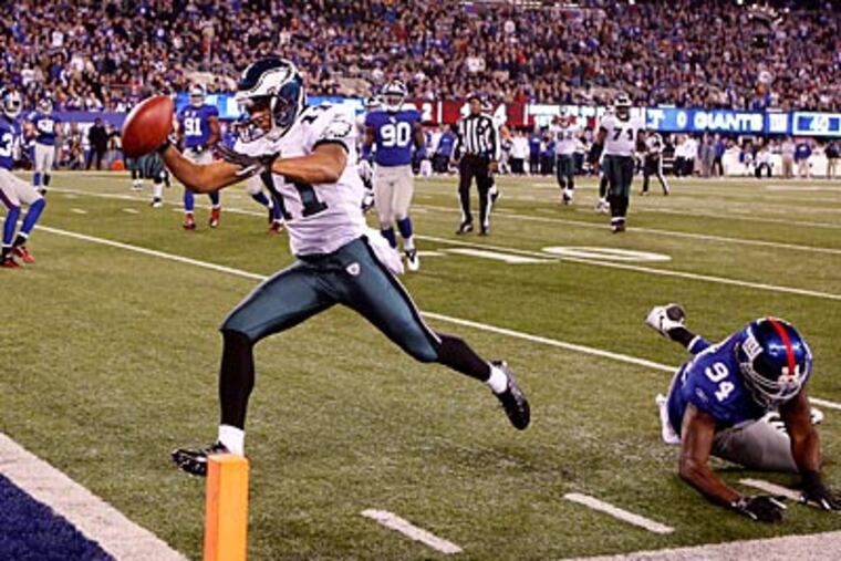 Eagles receiver Steve Smith scored a touchdown against his former team on Sunday night. (Ron Cortes/Staff Photographer)