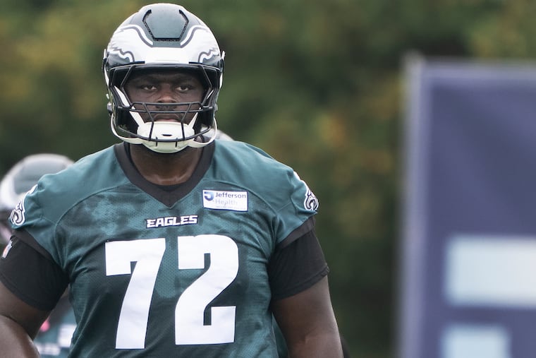 Eagles rookie Markel Bell split first-team reps with Lane Johnson on Saturday.