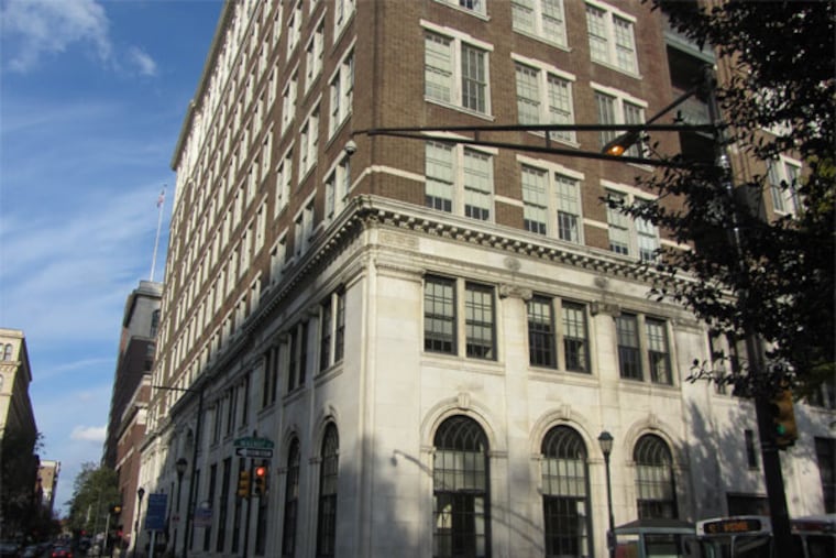 The Curtis Center at 7th and Walnut streets in Philadelphia. (Photo from OCFRealty.com)