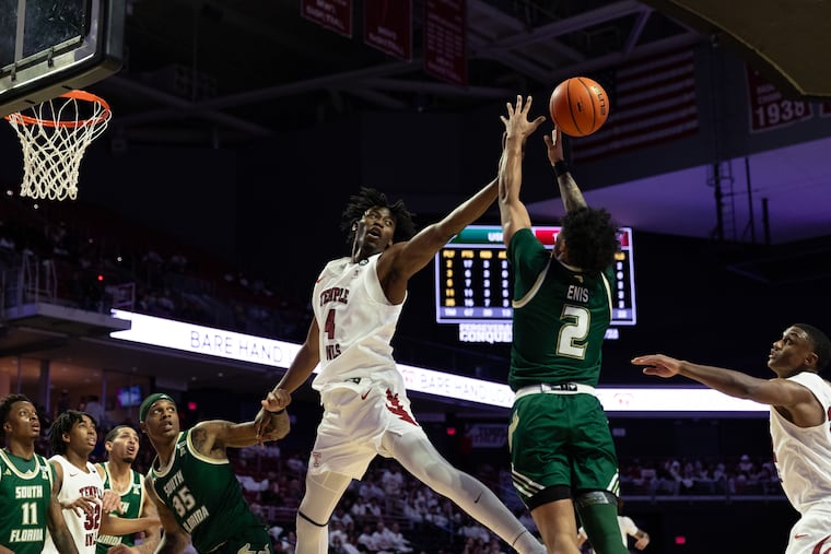Temple center Mohamed Keita (4) tries to block a shot against South Florida on Saturday.