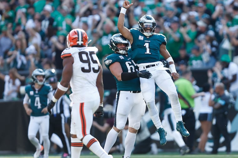 Eagles QB Jalen Hurts had some things to celebrate against the Browns.