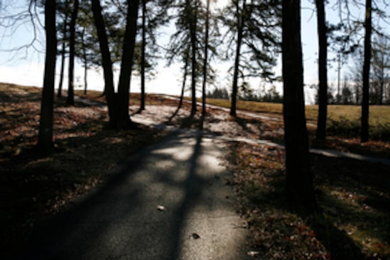 The Maple Ridge Golf Club site has rolling hills, tall pines, deer, red fox and 63 species of birds, including an albino red-tailed hawk that has naturalists abuzz.