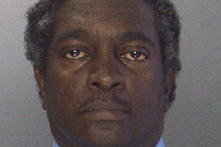 Philadelphia police Officer Joseph Kelly is facing DUI charges after he was involved in a traffic crash.