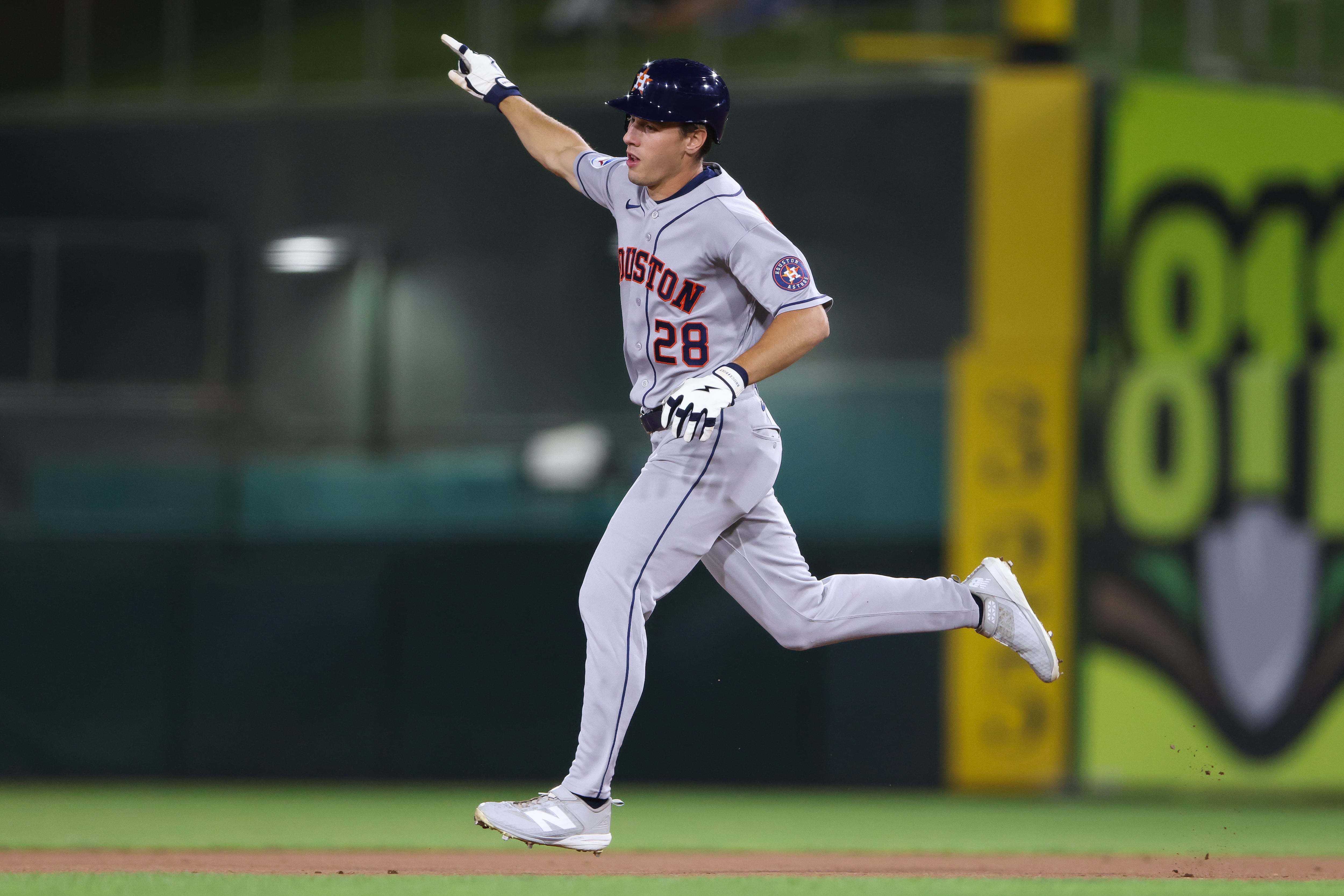 Spence hits first 3 homers of career, helps Astros survive Athletics 7-5 to keep playoff hopes alive