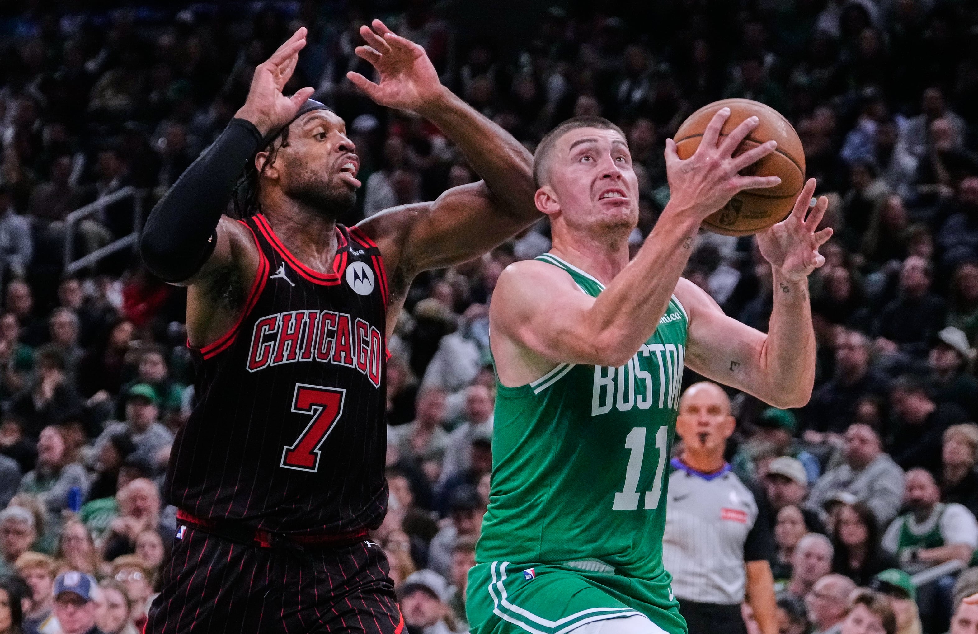 Pritchard Scores 28 as Celtics Defeat Bulls 134-99