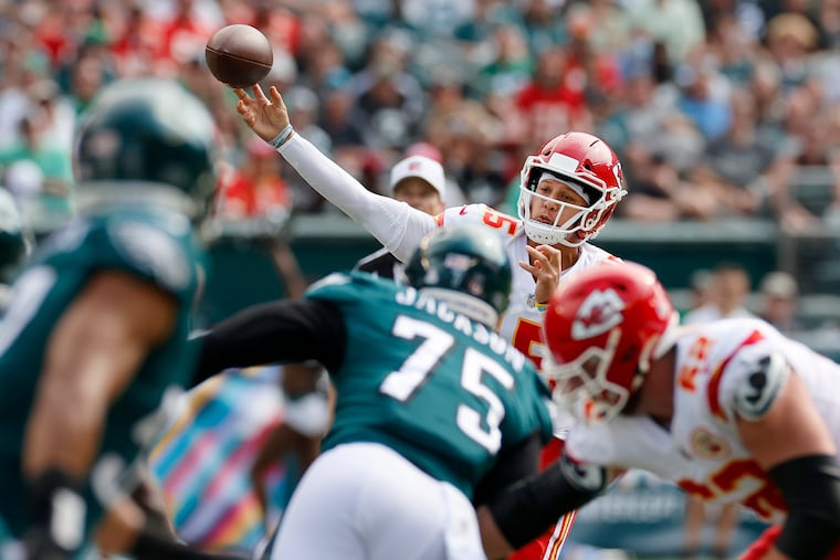 Kansas City Chiefs quarterback Patrick Mahomes (15) throws a pass to Kansas City Chiefs wide receiver Tyreek Hill (10) Sunday, October 3, 2021 at Lincoln Financial Field in Philadelphia.